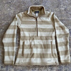 Patagonia Beige Striped Women's Sweater